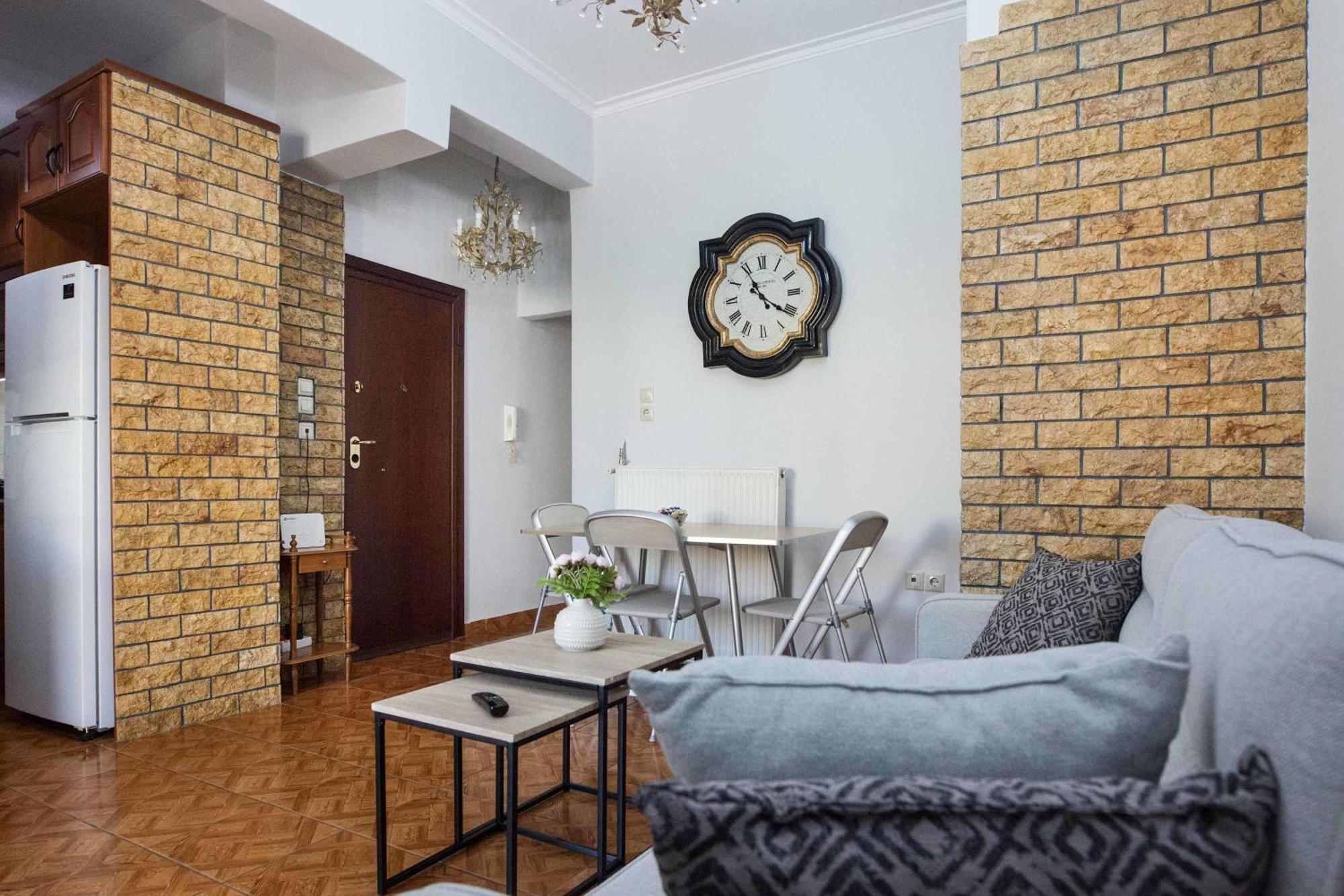 Central 2 Bd Apt With Balcony By Monastiraki Athena Bagian luar foto